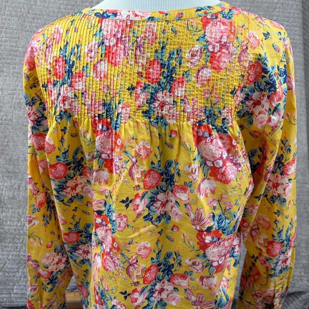 J.Crew Liberty Fabric Floral Pintuck Blouse Yellow Pink Cotton Size 8 - Picture 2 of 11